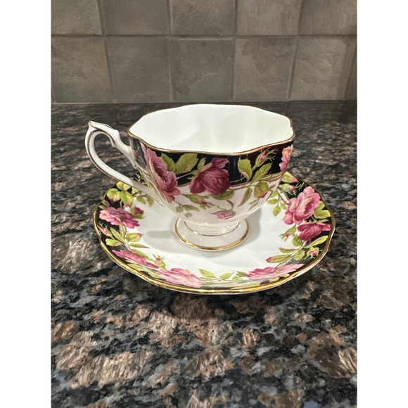 Queen Anne Fine Bone China Black Magic Rose Tea Cup and Saucer Set England - Picture 2 of 7